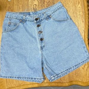 Levi’s 950 Relaxed Fit Shorts
